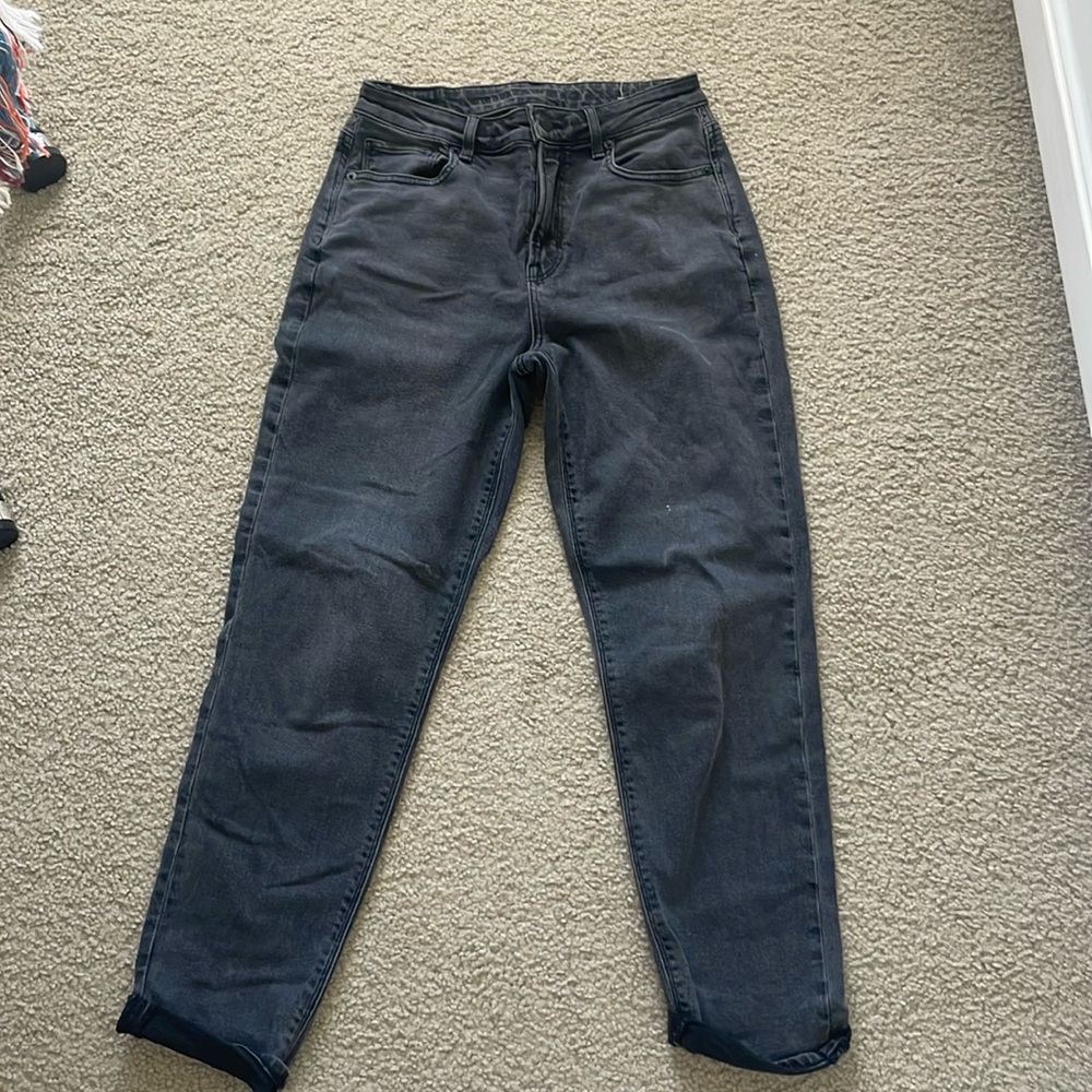 American Eagle Black Mom Jeans